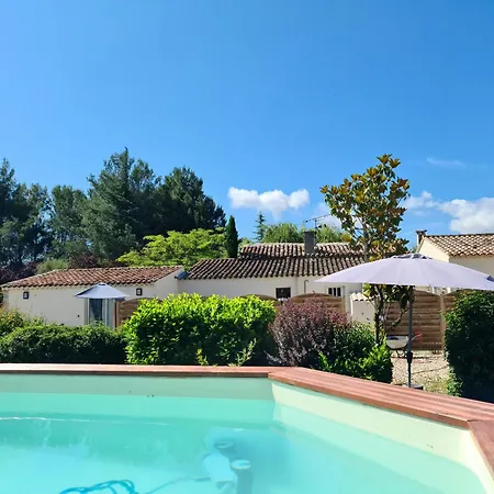 MAS GABELYS propriété privée avec parking ds jardin clos et terrasse avec superbe vue ste Victoire Trets Exterior foto